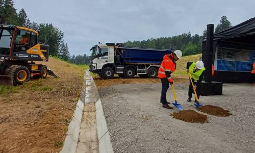 Začetek del na najzahtevnejšem odseku tretje razvojne osi proti Koroški – pomemben mejnik za slovensko infrastrukturo