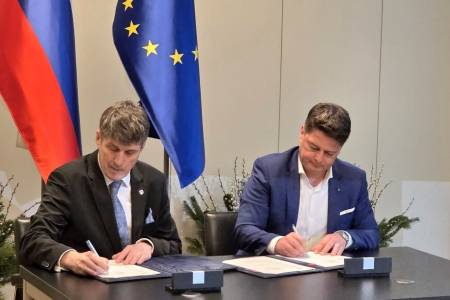 Pogodba z MORS: 4,8 milijona evrov za mobilni sistem priprave pitne vode in čiščenja odpadnih vod